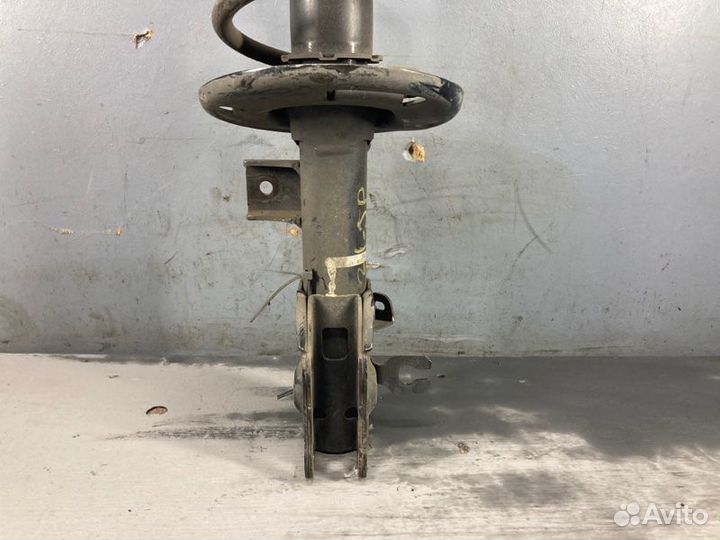 Амортизатор передний правый Mazda Mazda3 BM