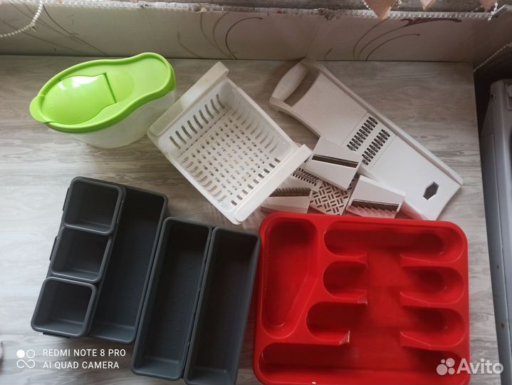 Кухонные принадлежности коробкой