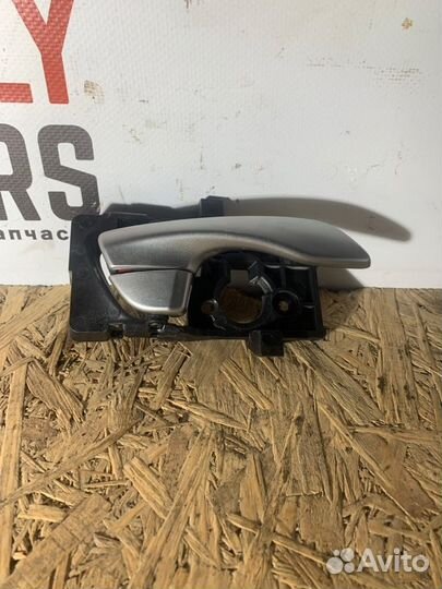 Ручка двери внутренняя передняя правая Kia Rio FB