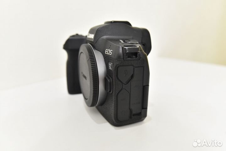 Canon R Body 279к