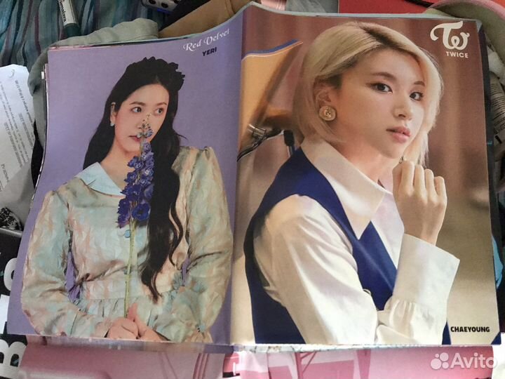 K-pop постеры в асс