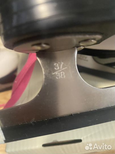 Коньки фигурные