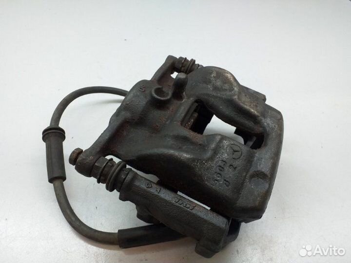 Суппорт тормозной передний левый Mercedes-Benz