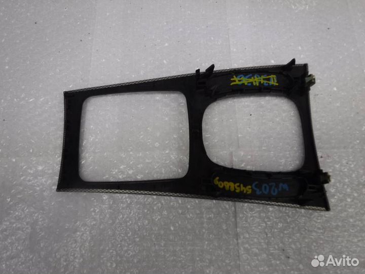 Накладка на кулису