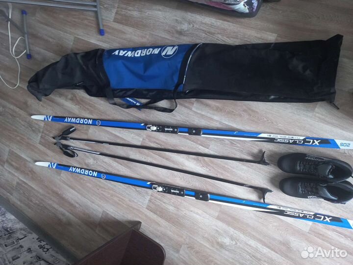 Беговые лыжи