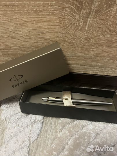 Шариковая ручка parker
