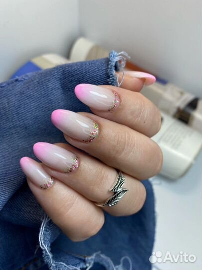 Маникюр и наращивание ногтей