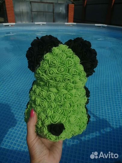 Мишка панда из фоамирановых роз