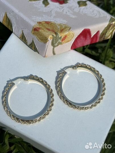 Золотые серьги