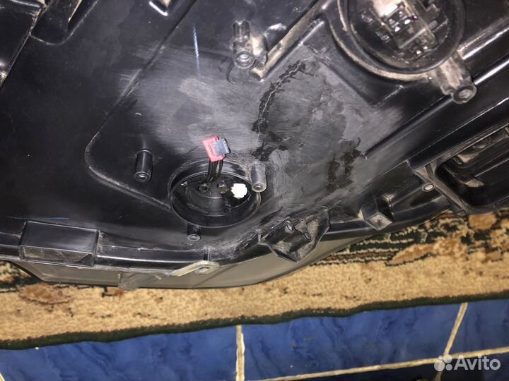 Фара ксеноновая Bmw X5 63117240788 E70 правая