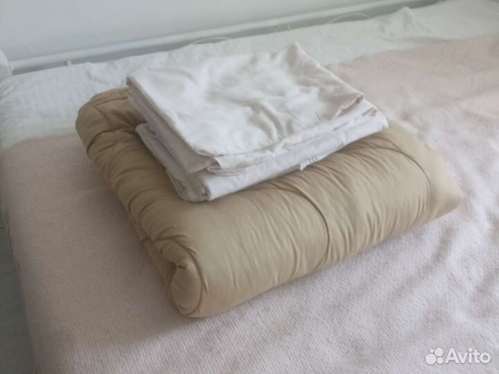 Комплект постельного белья 2 спальный + одеяло
