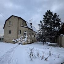 Коттедж 300 м² на участке 13 сот.