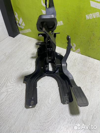 Блок педалей Чери Амулет 2006+