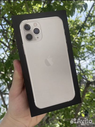 iPhone 11 pro 256 gb silver