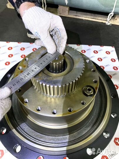 Мотор хода 31N9-40030