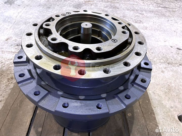 Редуктор хода Hitachi ZX250K-3G