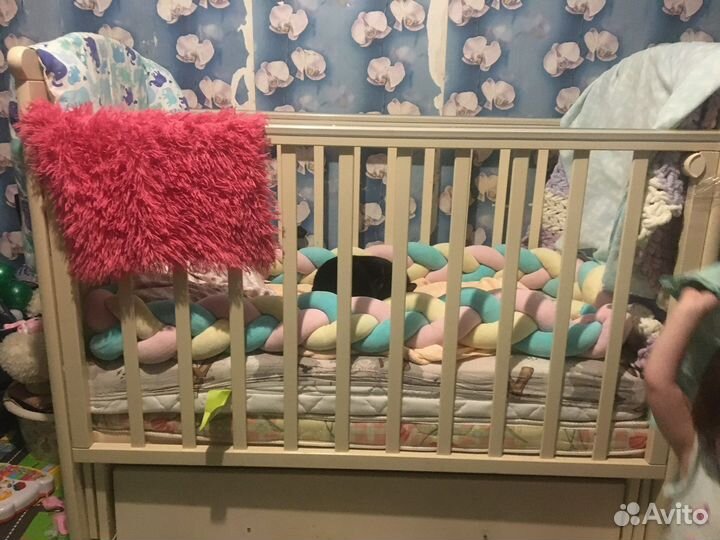 Детская кроватка