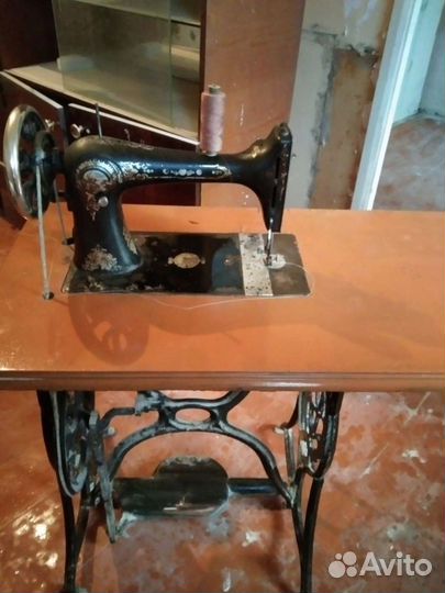 Швейная старинная машинка gritzner