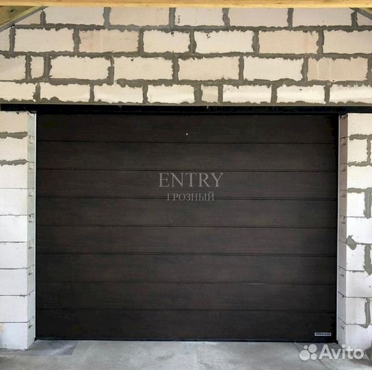Ворота гаражные секционные