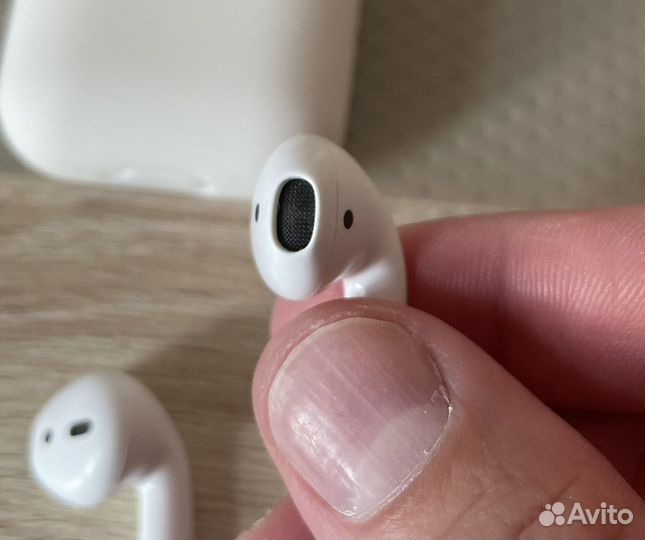 Наушники Apple AirPods (2-го поколения)