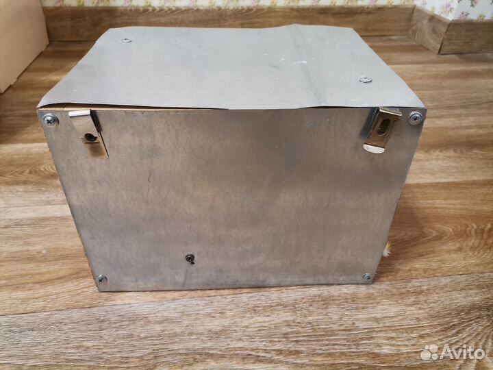 Дом, дуплянка для попугаев