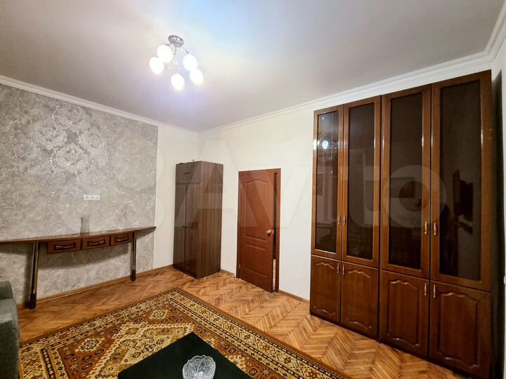 3-к. квартира, 83,2 м², 1/3 эт.