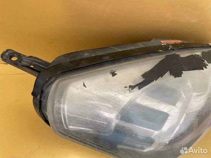 Фара ксеноновая правая Renault Koleos HY0