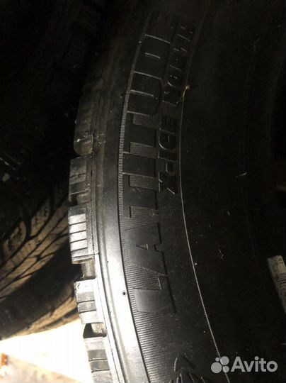 Michelin Latitude X-Ice North 235/60 R17