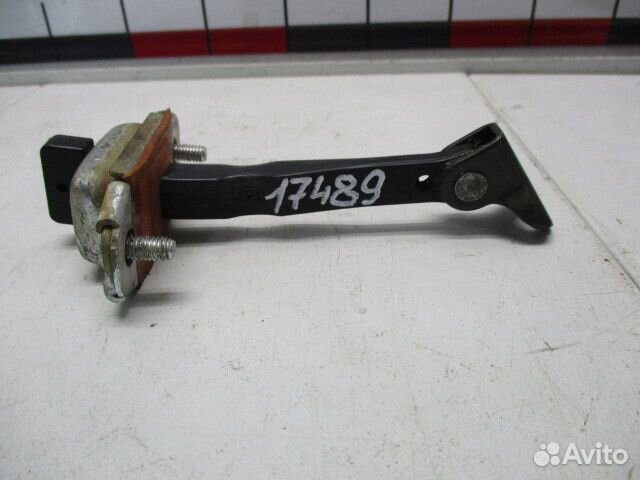 Ограничитель двери задний правый Kia Sportage 3 (SL)