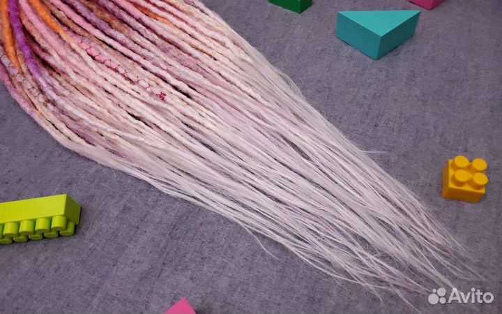 Яркие ДЕ дреды