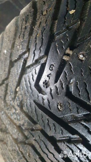 Nokian Tyres Hakkapeliitta 8 SUV 225/60 R17