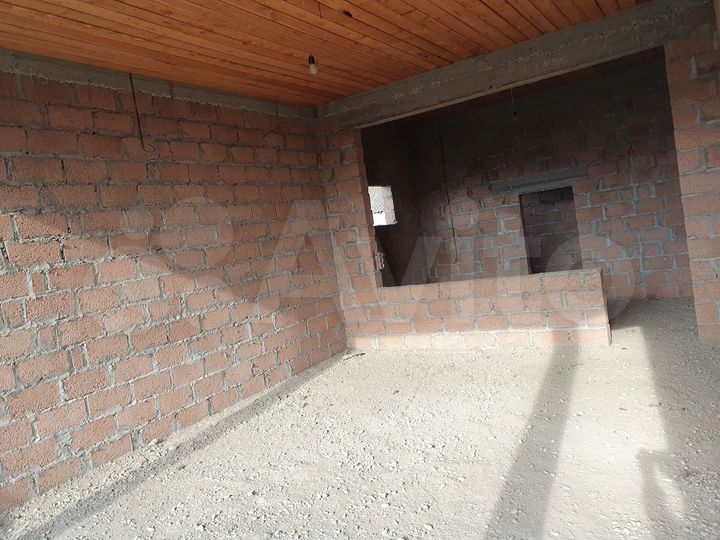 Дом 240 м² на участке 6 сот.