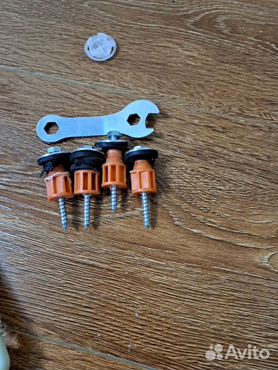 Транспортировочные болты для стиральной машины