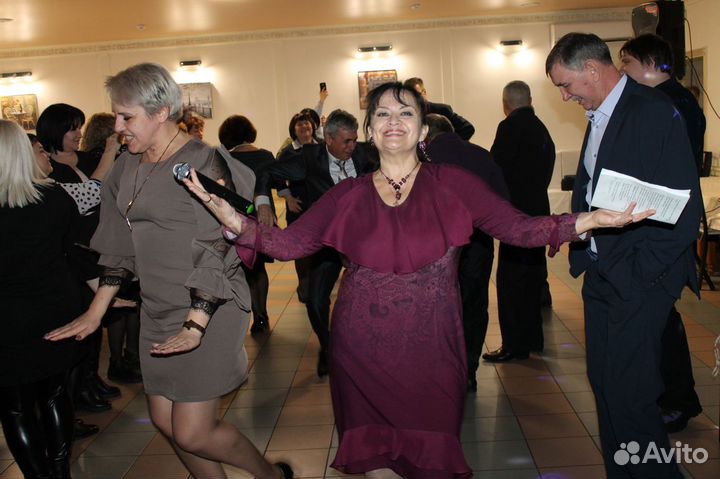 Ведущая поющая Наталья + ди-джей