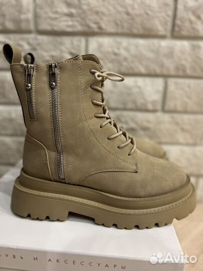 Ботинки женские 39 размер