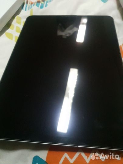 iPad pro 11 2020 256gb (wifi + cellular)