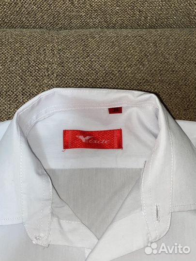 Школьная белая рубашка