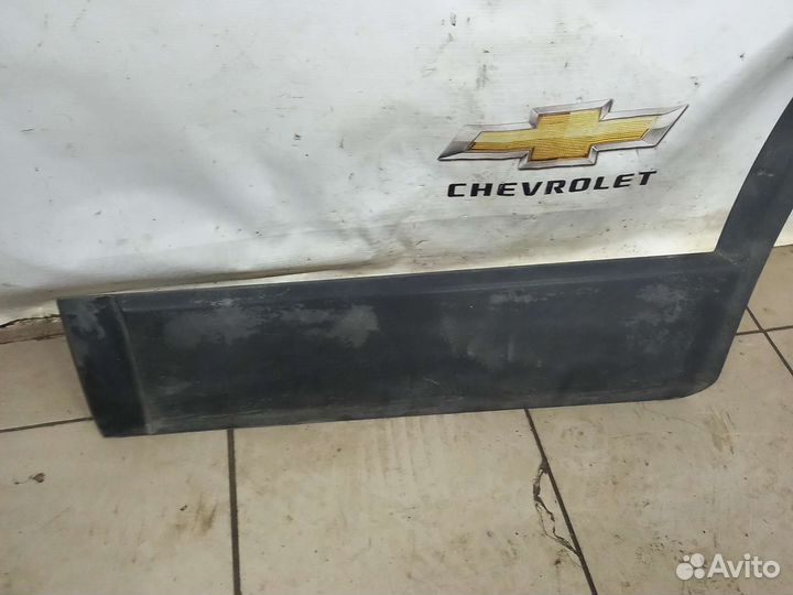 Накладка двери задняя левая Шевроле Каптива С100