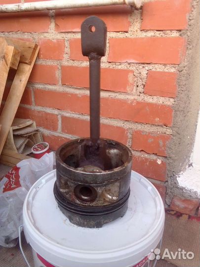 Поршень садовый 15 диаметр