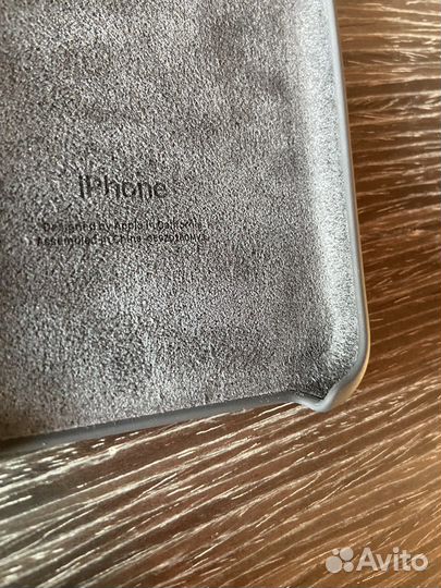 Оригинальный чехол на iPhone 11 Pro Max