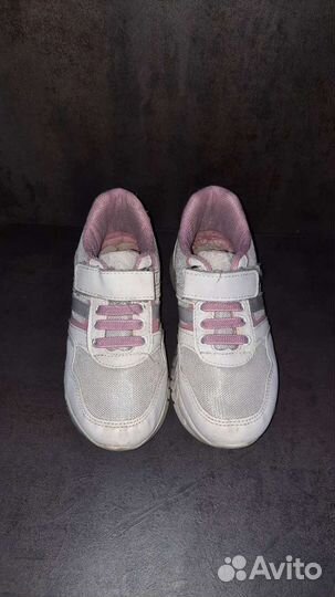 Кроссовки для девочки