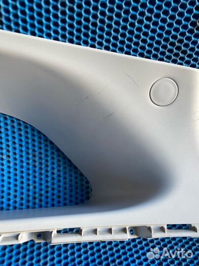 Обшивка багажника задняя правая LADA Vesta cross