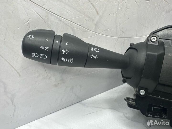 Подрулевой переключатель Renault Sandero 5S H4M