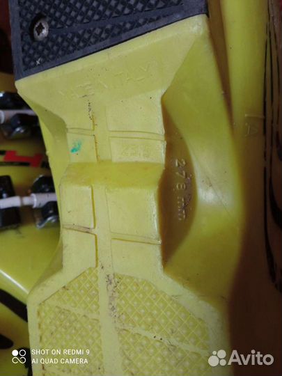 Горнолыжные ботинки