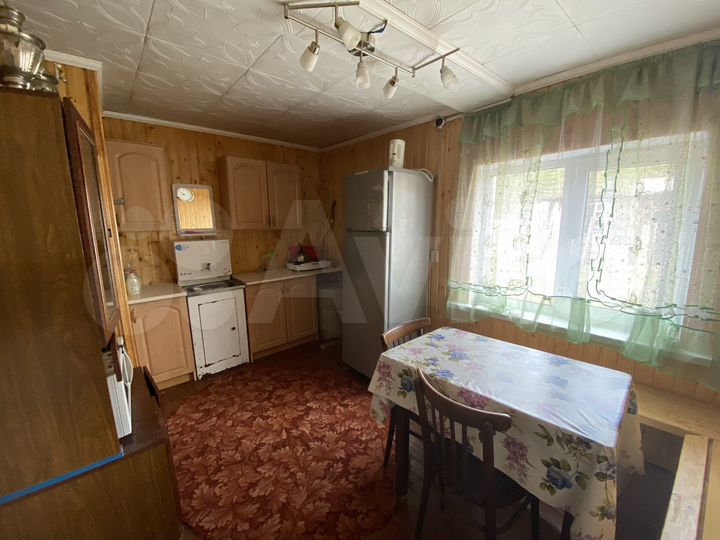 Дом 56 м² на участке 5 сот.
