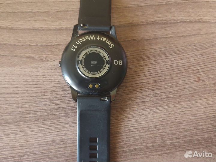 Часы Smart Watch 1.1