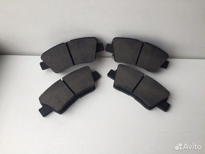 Тормозные колодки задние Hyundai Solaris 1 11-17