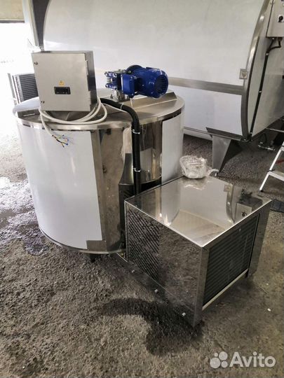 Охладитель молока 1000л.По программе господдержки