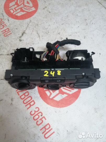 Блок управления климат-контролем Volkswagen Touran