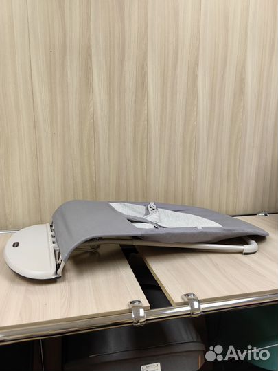 Шезлонг для новорожденных Luxmom Премиум новый